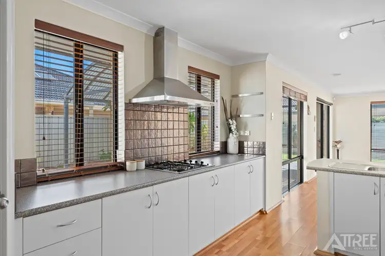 Fifth view of Homely house listing, 5 Mica Mews, Wattle Grove WA 6107