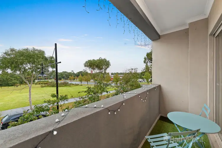 Fifth view of Homely house listing, 8 Annecy Lane, Pakenham VIC 3810