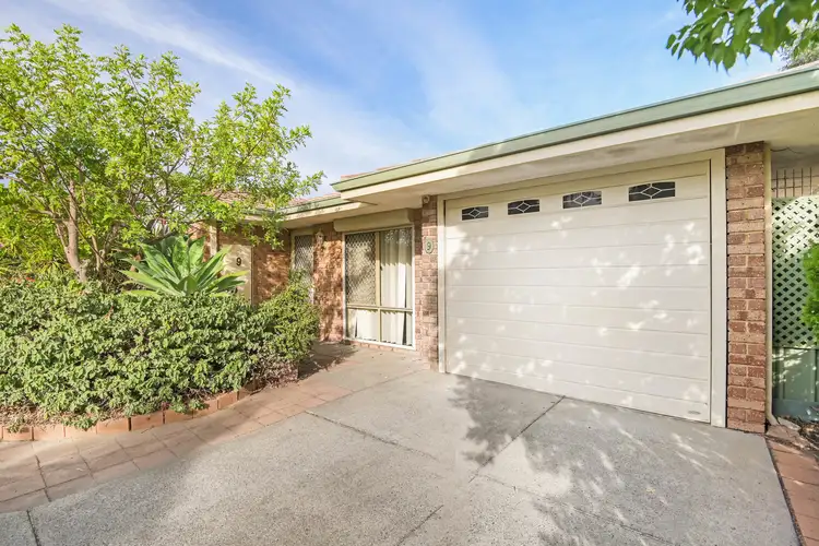 9/12 Auric Place, Maddington WA 6109