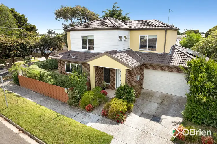 1B Redgdon Avenue, Frankston VIC 3199