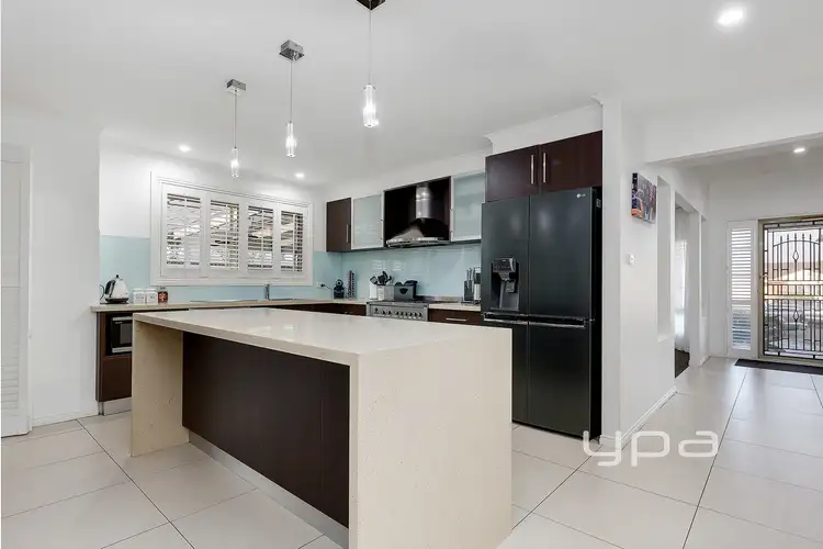 Fifth view of Homely house listing, 33 Cambridge Crescent, Roxburgh Park VIC 3064