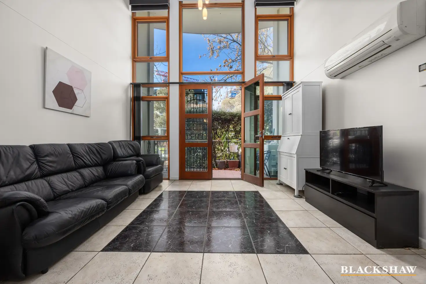 Main view of Homely house listing, 11/18 Captain Cook Crescent, Griffith ACT 2603