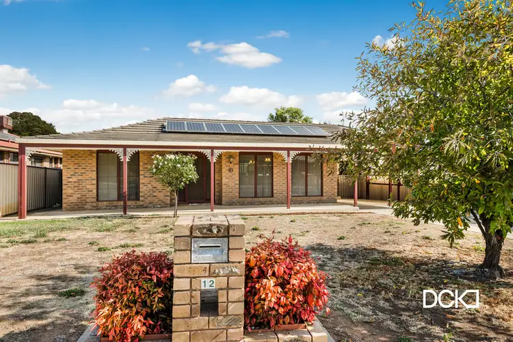 12 Cheriton Drive, Strathdale VIC 3550