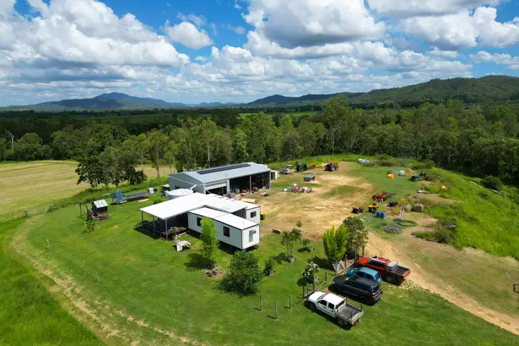 353 Pinnacle-Septimus Road, Pinnacle QLD 4741