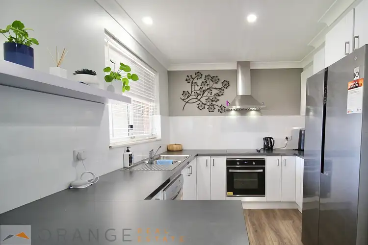Sixth view of Homely unit listing, 10/16 Warrendine Street, Orange NSW 2800