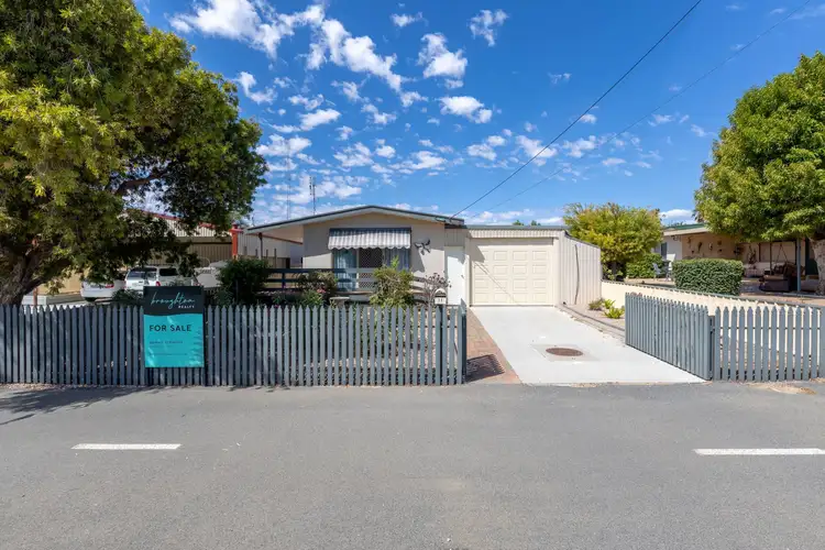 11 Spencer Highway, Port Broughton SA 5522