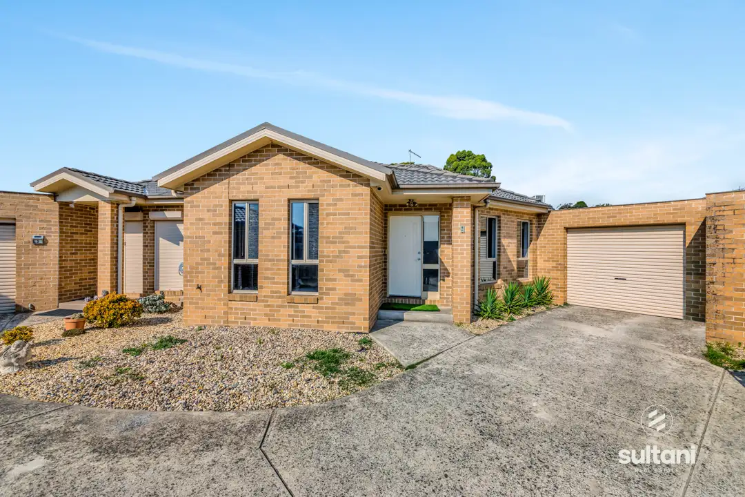 Main view of Homely unit listing, 2/13 Rose Drive, Doveton VIC 3177