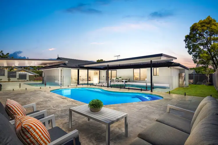 7 Seaforth Close, Albany Creek QLD 4035