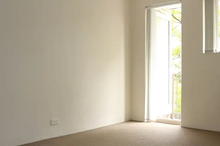 Fourth view of Homely unit listing, 2/5 Peach Tree Road, Macquarie Park NSW 2113