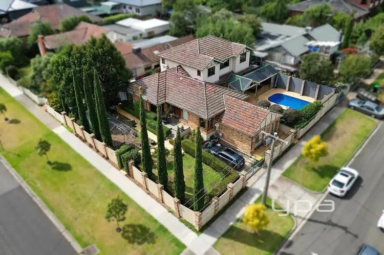 14 Clifton Street, Aberfeldie VIC 3040