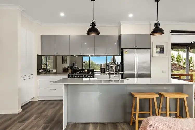 Second view of Homely house listing, 25 Lorikeet Crescent, Whittlesea VIC 3757