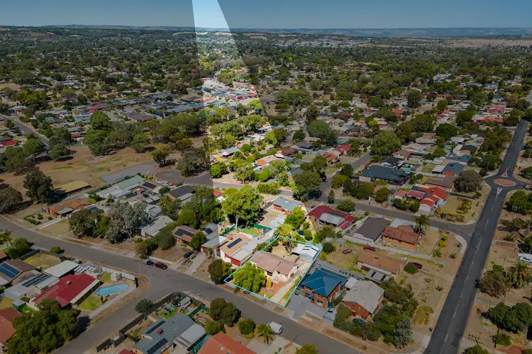 4 Diana Crescent, Morphett Vale SA 5162