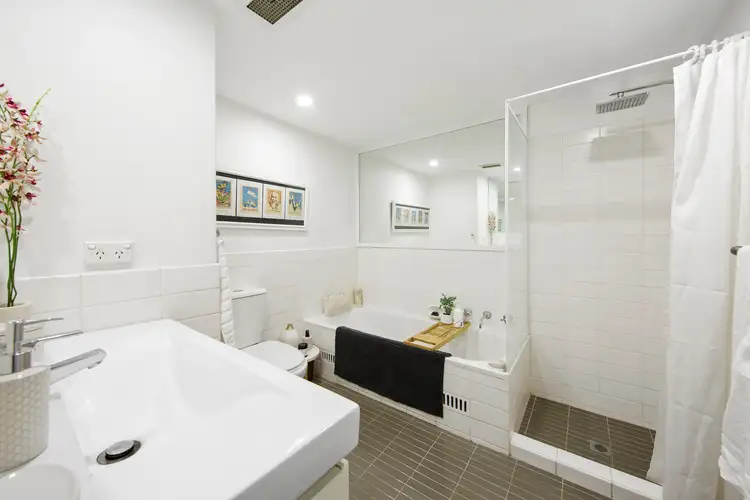 Sixth view of Homely apartment listing, 30/100 Queenscliff Road, Queenscliff NSW 2096