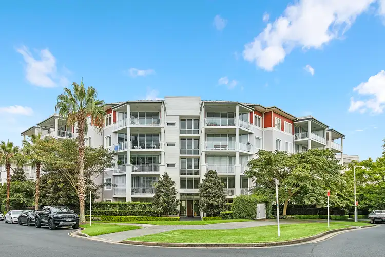110/3 Palm Avenue, Breakfast Point NSW 2137
