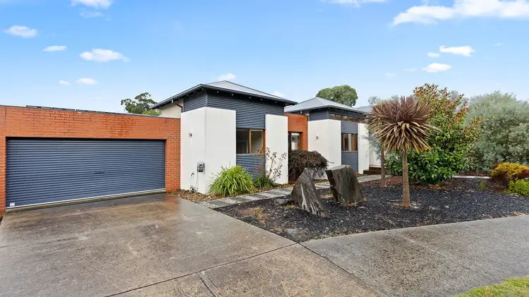 7 Eilish Court, Mount Helen VIC 3350