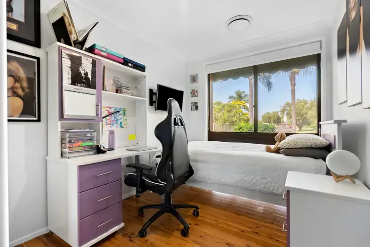 Fifth view of Homely house listing, 9 Snailham Crescent, South Windsor NSW 2756