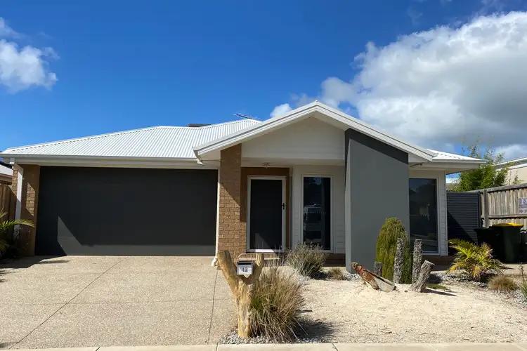 42 Flagstaff Drive