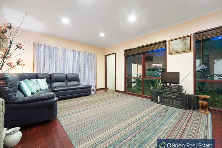 Fourth view of Homely house listing, 4 Melina Court, Endeavour Hills VIC 3802