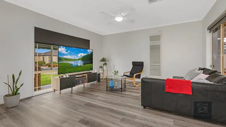 Second view of Homely house listing, 25 Genevieve Avenue, Echuca VIC 3564
