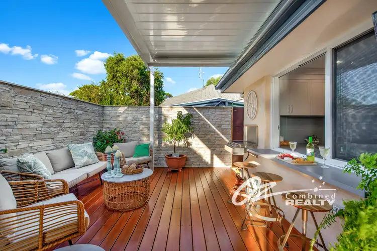 Main view of Homely villa listing, 2/5 Garlies Close, Vincentia NSW 2540