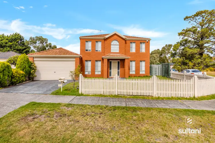 1 Cloverlea Grove, Narre Warren South VIC 3805