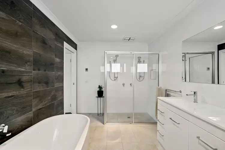 Sixth view of Homely house listing, 2/44 Surrey Street, Devonport TAS 7310