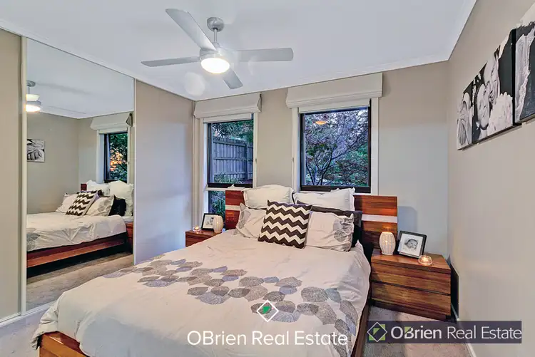 Fifth view of Homely house listing, 10 Moody Place, Endeavour Hills VIC 3802