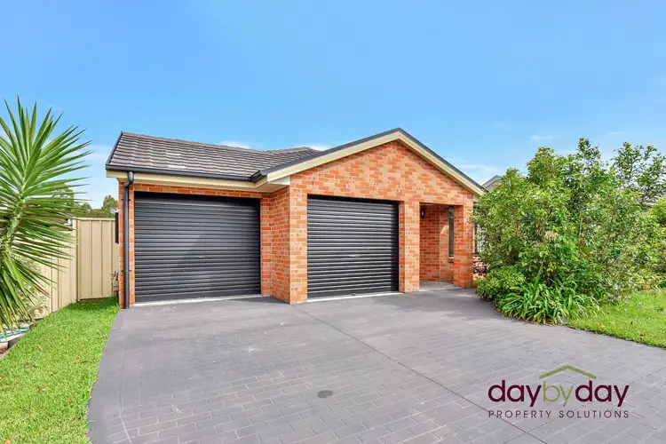 12 Manning Avenue, Raymond Terrace NSW 2324