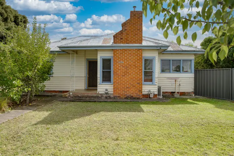 456 McDonald Road, Lavington NSW 2641