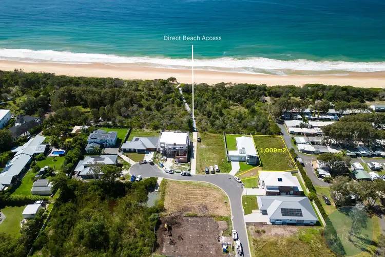 8 Seaside Place, Diamond Beach NSW 2430