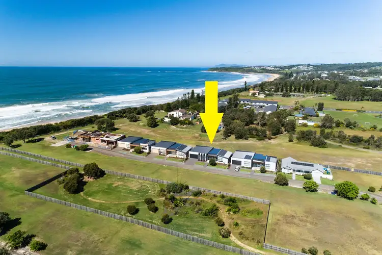 8 Olax Place, Diamond Beach NSW 2430