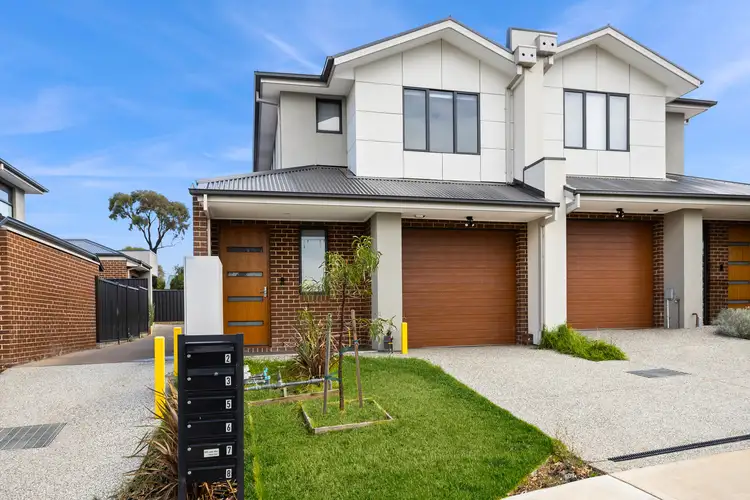 2/64-66 Anderson Road, Sunbury VIC 3429