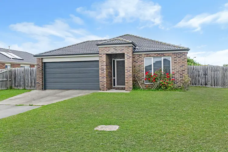 Second view of Homely house listing, 10 Horatio Court, Portland VIC 3305