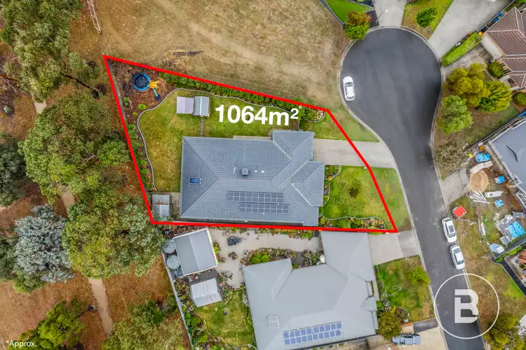 Second view of Homely house listing, 7 Montadale Court, Alfredton VIC 3350