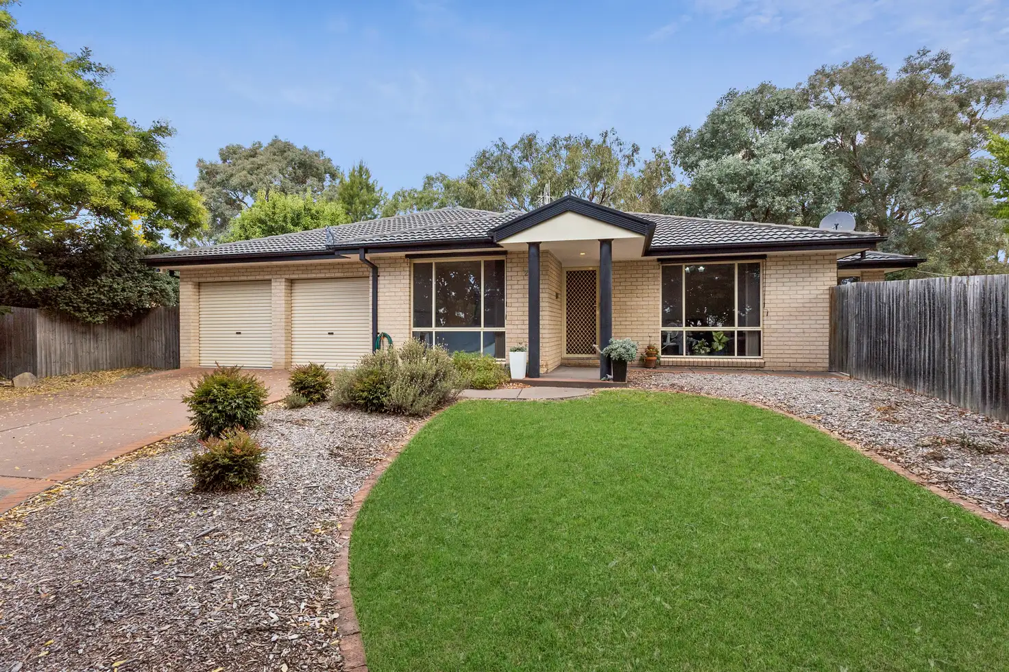 Main view of Homely townhouse listing, 2/34 Sunshine Loop, Dunlop ACT 2615