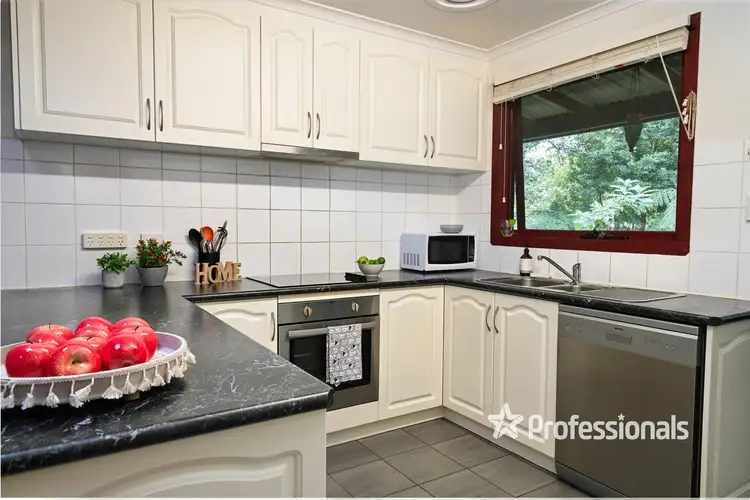 Sixth view of Homely house listing, 3 Adrienne Court, Millgrove VIC 3799