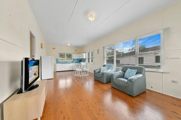 Fifth view of Homely house listing, 16 Resthaven Avenue, Charmhaven NSW 2263
