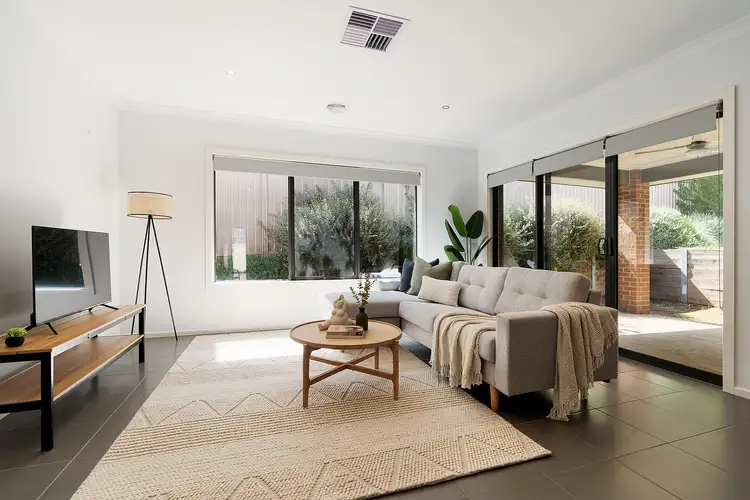 Fifth view of Homely house listing, 7 Masterson Close, Castlemaine VIC 3450