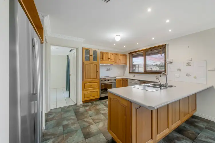 Fifth view of Homely house listing, 24 Gourlay Road, Hillside VIC 3037