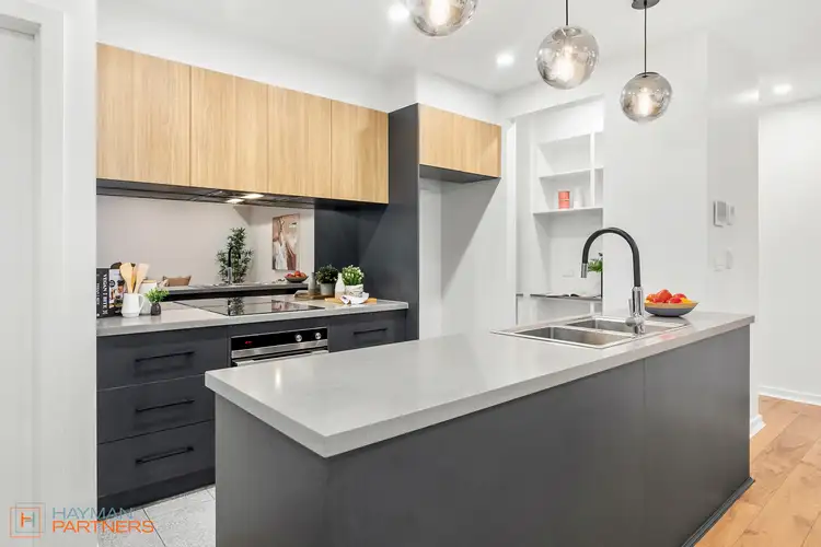 Main view of Homely townhouse listing, 2/10 Pollock Street, Chifley ACT 2606