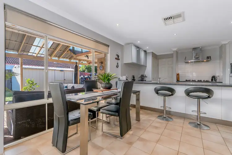 Seventh view of Homely unit listing, 2/35 Grundy Way, Thornlie WA 6108