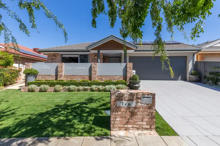 10 Bendora Crescent, Palmerston ACT 2913