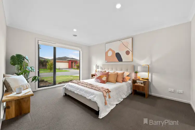 Sixth view of Homely house listing, 27 Cranbrook Circuit, Officer VIC 3809