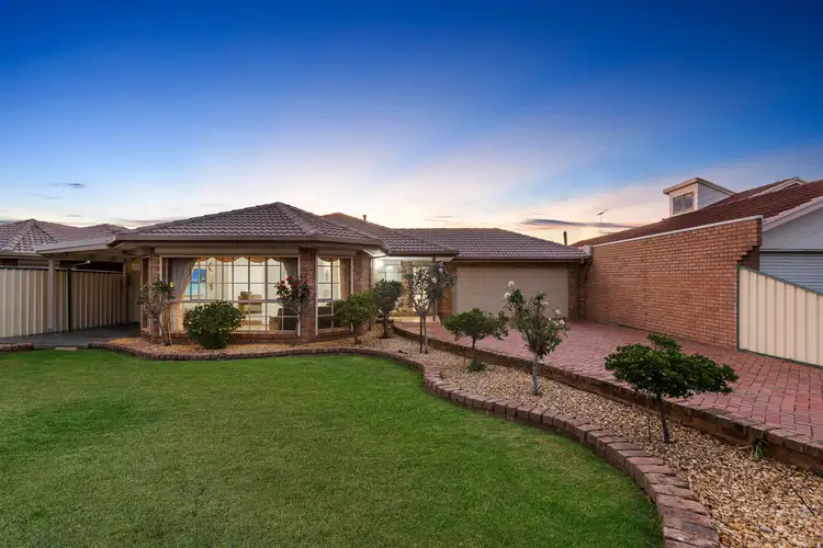13 Young Court, Delahey VIC 3037