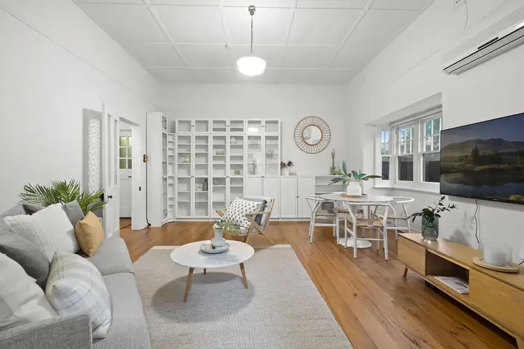 Fourth view of Homely apartment listing, 2/13 Glen Huntly Road, Elwood VIC 3184