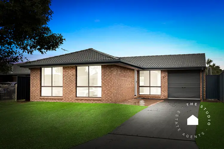 33 Dryden Avenue, Oakhurst NSW 2761