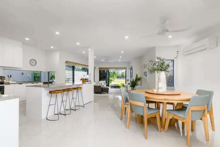 3/67 Stapylton Street, Coolangatta QLD 4225