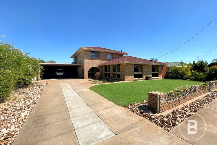 34 Meyer Street, Donald VIC 3480