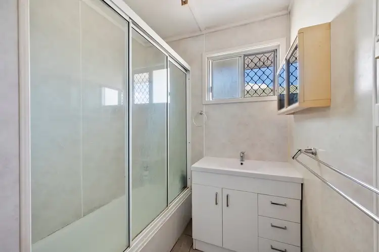 Fourth view of Homely house listing, 8 Riechelmann Street, Heatley QLD 4814