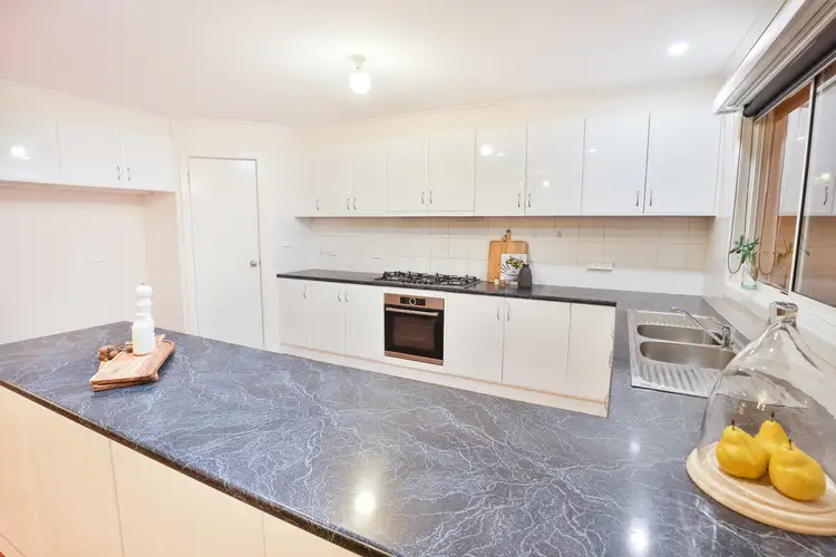 Sixth view of Homely house listing, 10 Bushland Rise, Koorlong VIC 3501